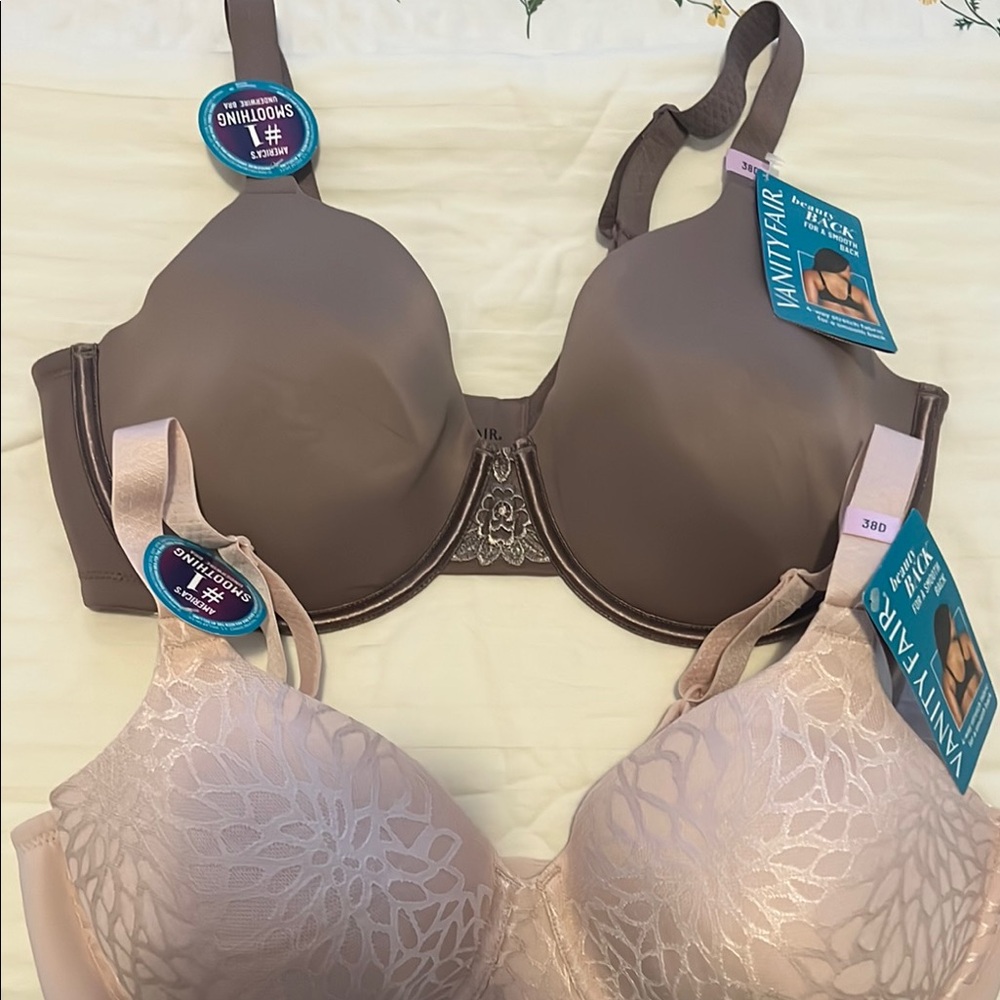 Vanity Fair Women's Taupe and Beige Bras